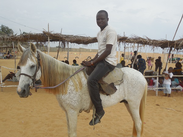 Monter a cheval à cotonou