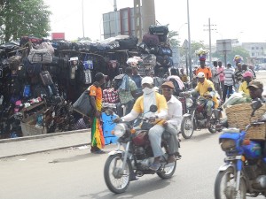 Gaz d'échappement: pollution à cotonou