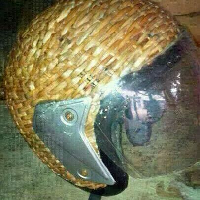 forme de casque au Bénin