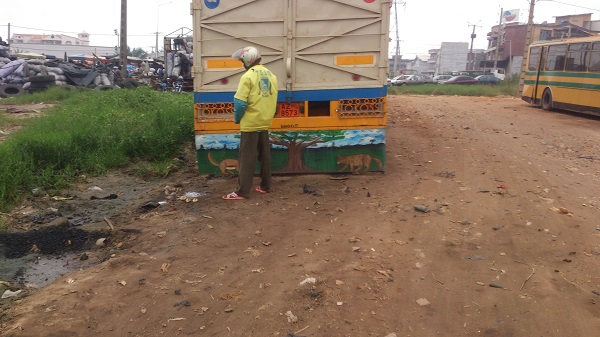 urine et pollution à cotonou