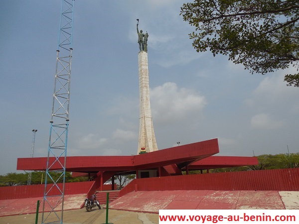 L’étoile rouge de Cotonou