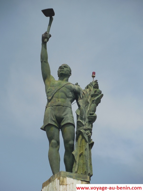 Statue de L’étoile rouge de Cotonou